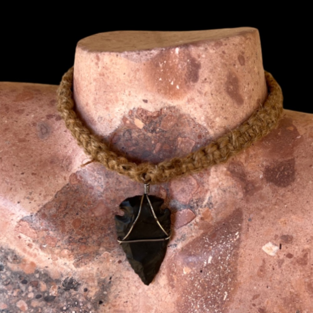 Raw Arrow Head Pendant Necklace